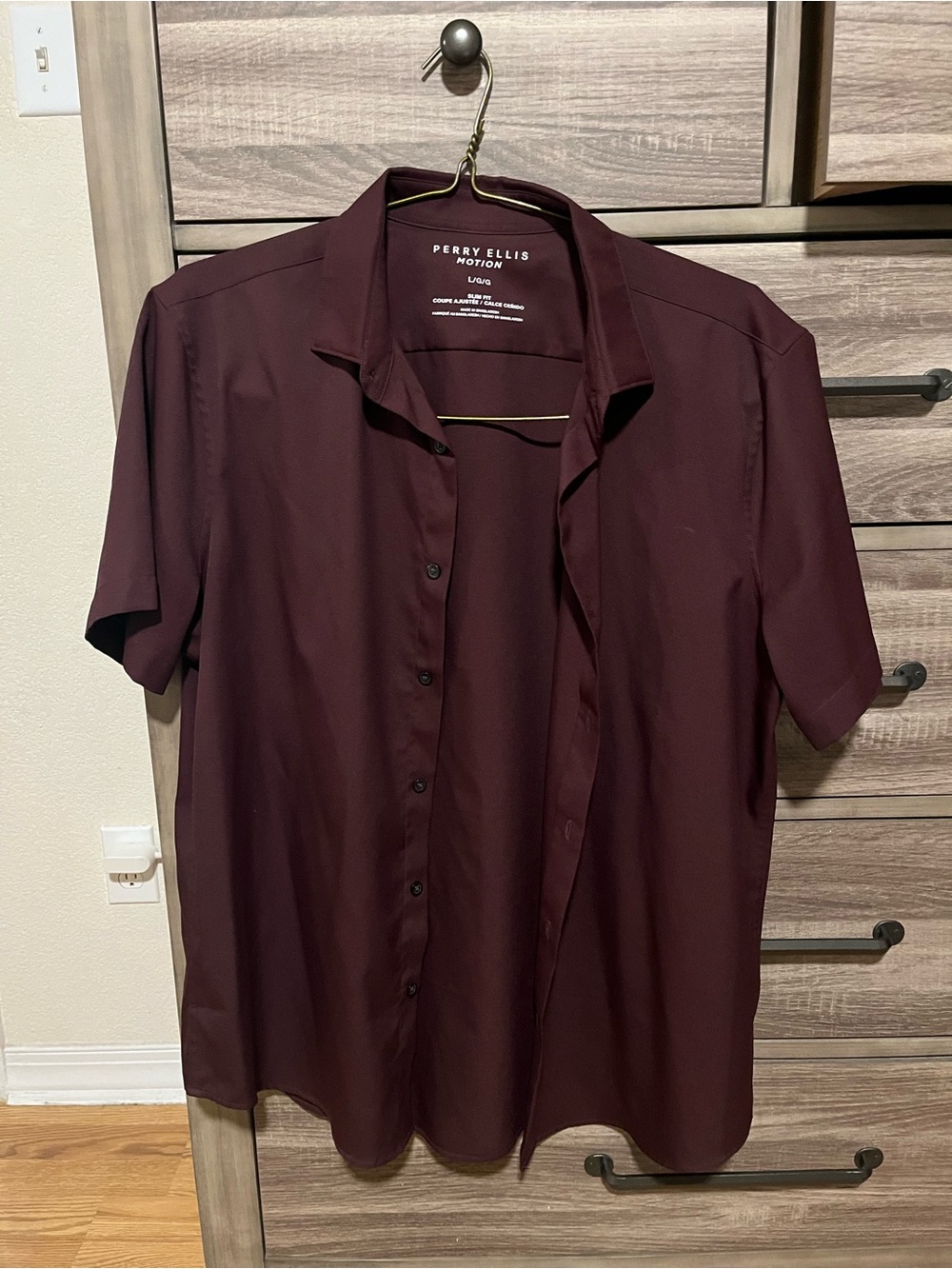Perry Ellis Short Sleeve Button-Up Shirt in Deep Plum